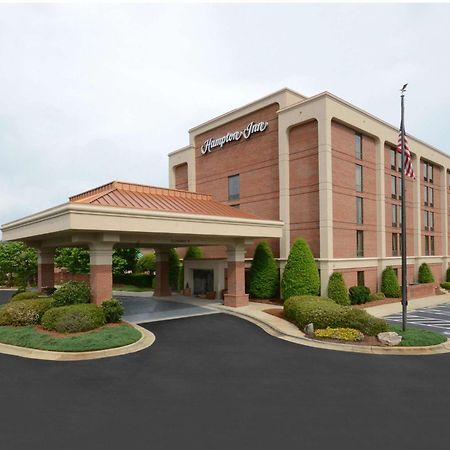 Hampton Inn Raleigh Capital Blvd North Exterior photo